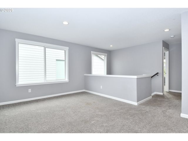 5817 Se 33RD St, Gresham, OR 97080
