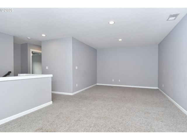 5817 Se 33RD St, Gresham, OR 97080