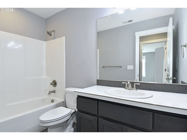 5817 Se 33RD St, Gresham, OR 97080
