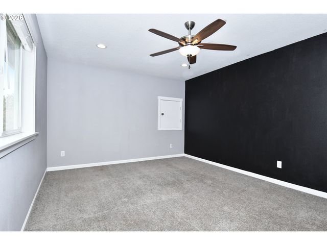 5817 Se 33RD St, Gresham, OR 97080