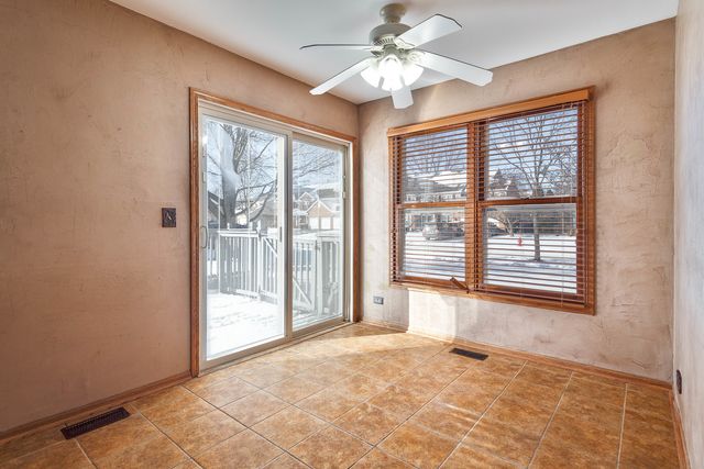 591 Salceda Lane, Mundelein, IL 60060