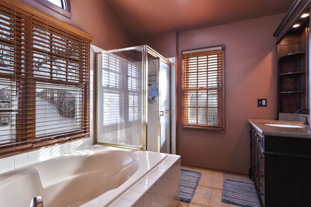 591 Salceda Lane, Mundelein, IL 60060