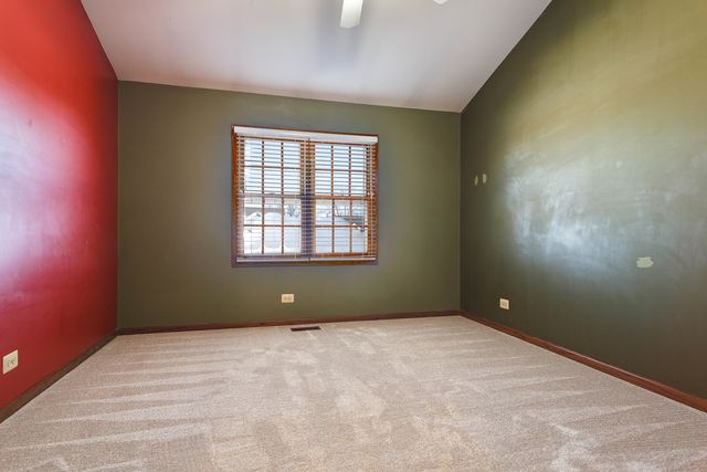 591 Salceda Lane, Mundelein, IL 60060