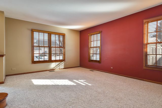 591 Salceda Lane, Mundelein, IL 60060