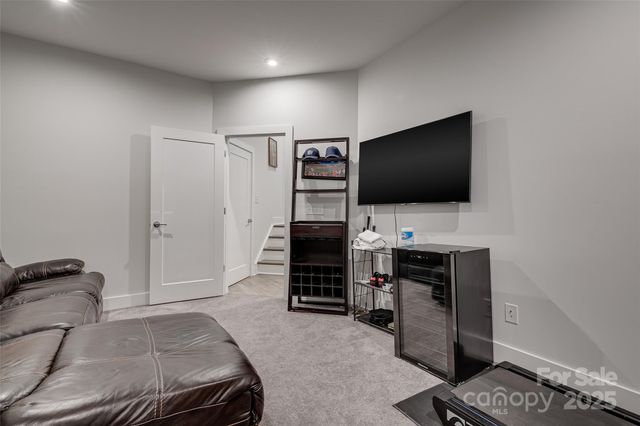 18005 Nolita Lane, Charlotte, NC 28204