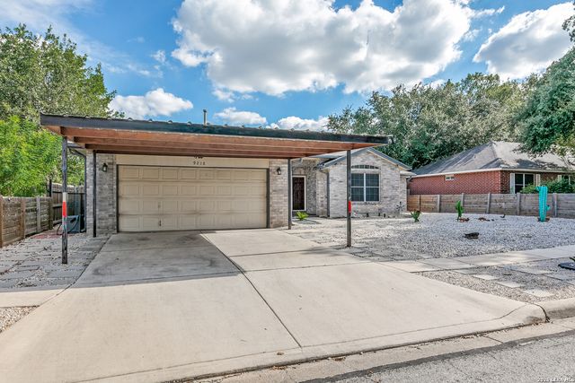 9218 SHADOW CREEK LN, Converse, TX 78109