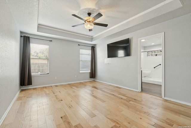 9218 SHADOW CREEK LN, Converse, TX 78109