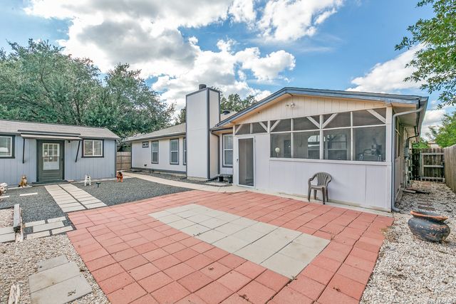 9218 SHADOW CREEK LN, Converse, TX 78109