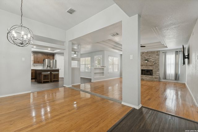 9218 SHADOW CREEK LN, Converse, TX 78109