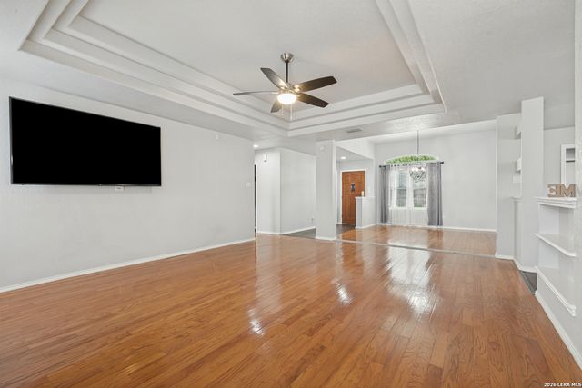 9218 SHADOW CREEK LN, Converse, TX 78109