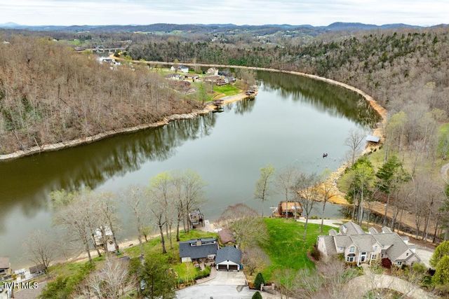 487 Lakeshore Road, Bluff City, TN 37618