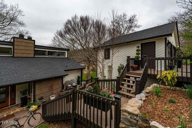 487 Lakeshore Road, Bluff City, TN 37618