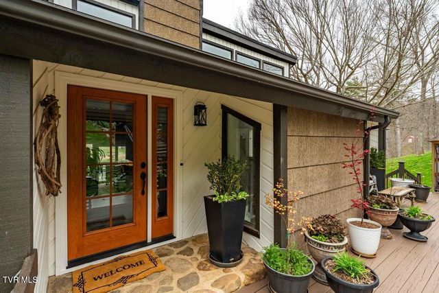 487 Lakeshore Road, Bluff City, TN 37618