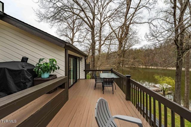 487 Lakeshore Road, Bluff City, TN 37618