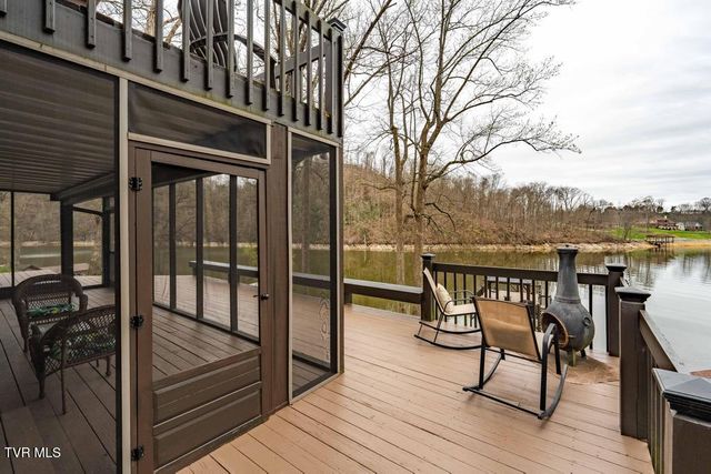 487 Lakeshore Road, Bluff City, TN 37618