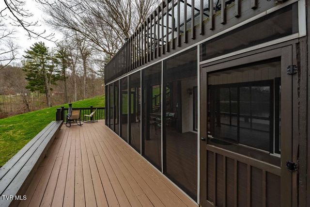 487 Lakeshore Road, Bluff City, TN 37618