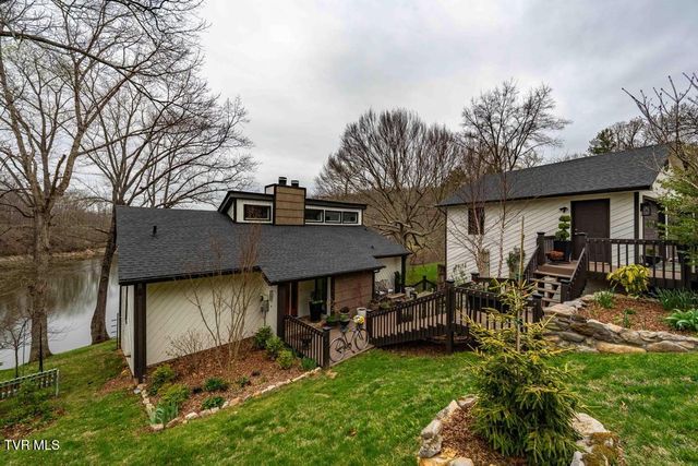 487 Lakeshore Road, Bluff City, TN 37618