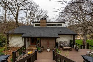 487 Lakeshore Road, Bluff City, TN 37618
