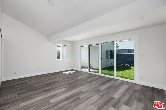 8918 Cadillac Avenue, Los Angeles, CA 90034