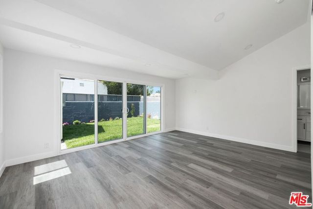 8918 Cadillac Avenue, Los Angeles, CA 90034