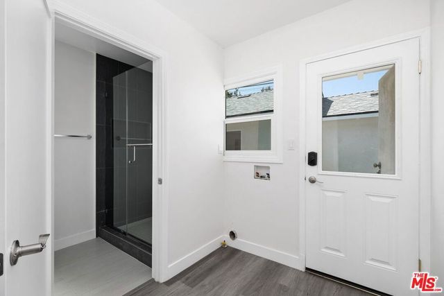 8918 Cadillac Avenue, Los Angeles, CA 90034