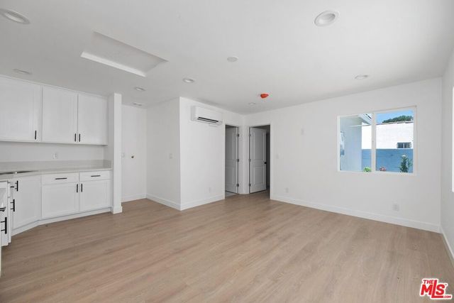 8918 Cadillac Avenue, Los Angeles, CA 90034