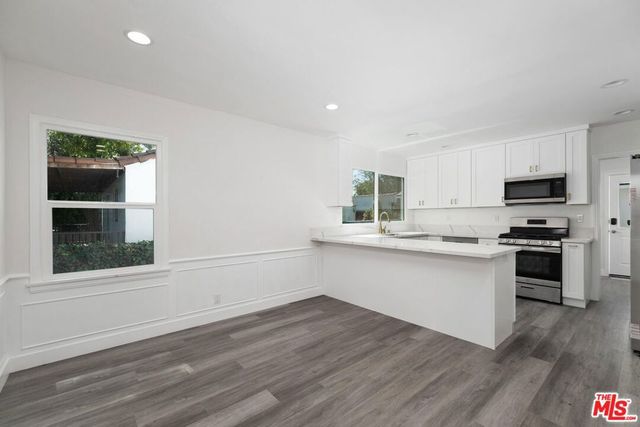 8918 Cadillac Avenue, Los Angeles, CA 90034