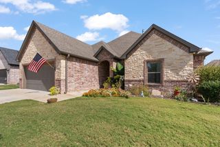903 Bent Wood Lane, Cleburne, TX 76033