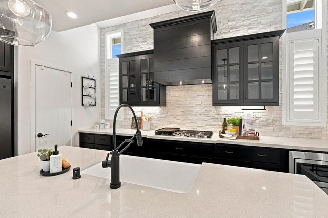 849 Farmhouse Way, Folsom, CA 95630
