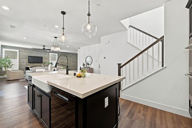 849 Farmhouse Way, Folsom, CA 95630