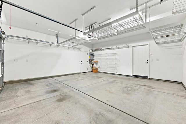 849 Farmhouse Way, Folsom, CA 95630