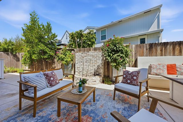 849 Farmhouse Way, Folsom, CA 95630