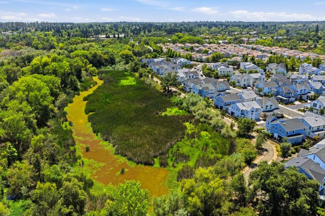 849 Farmhouse Way, Folsom, CA 95630