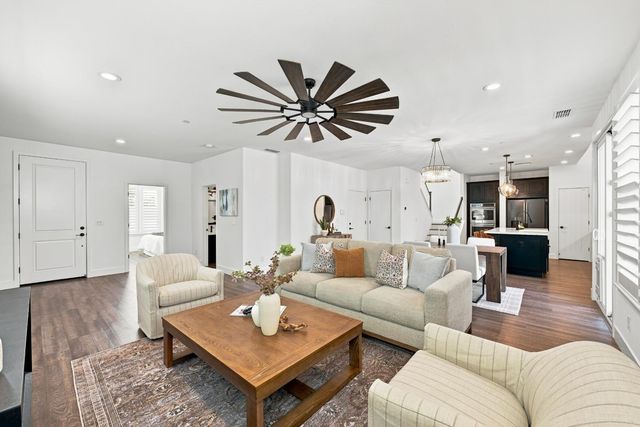 849 Farmhouse Way, Folsom, CA 95630