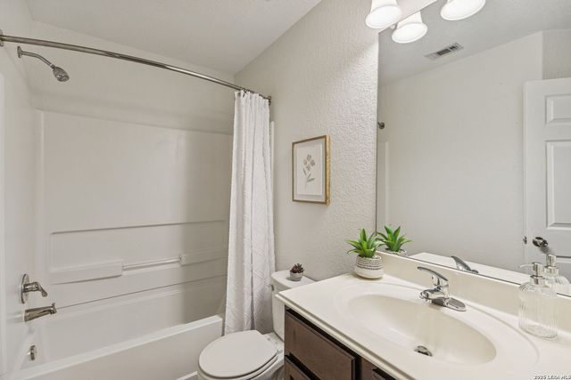 6935 Luckey, San Antonio, TX 78252