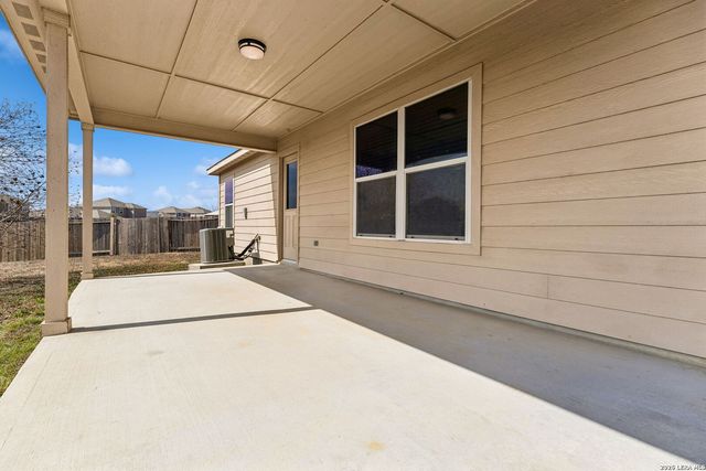 6935 Luckey, San Antonio, TX 78252