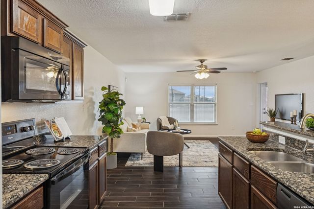 6935 Luckey, San Antonio, TX 78252