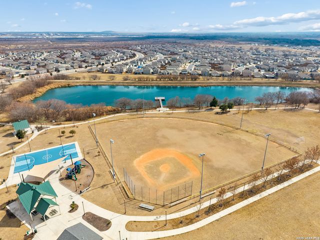 6935 Luckey, San Antonio, TX 78252