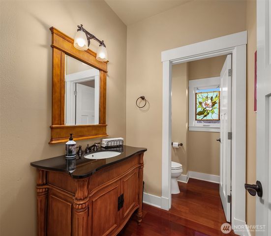 17003 Talbot Road, Edmonds, WA 98026