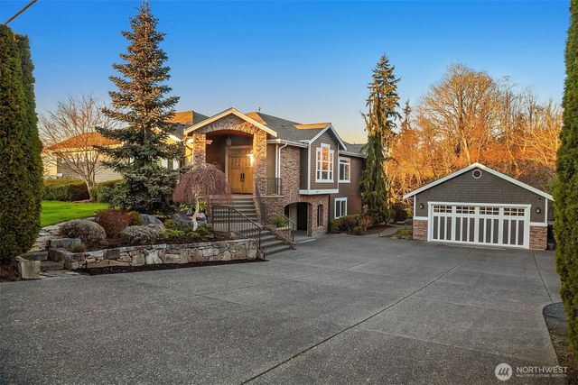 17003 Talbot Road, Edmonds, WA 98026