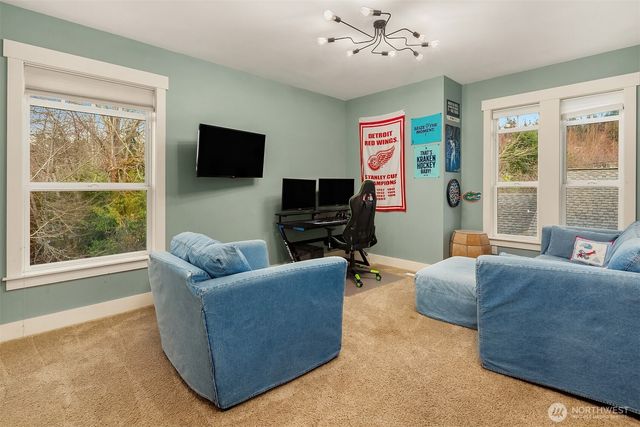 17003 Talbot Road, Edmonds, WA 98026