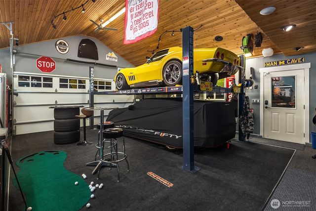 17003 Talbot Road, Edmonds, WA 98026