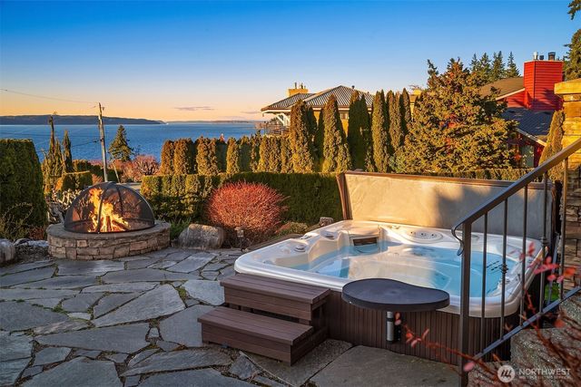 17003 Talbot Road, Edmonds, WA 98026