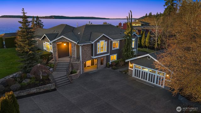 17003 Talbot Road, Edmonds, WA 98026