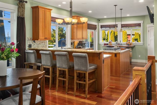 17003 Talbot Road, Edmonds, WA 98026