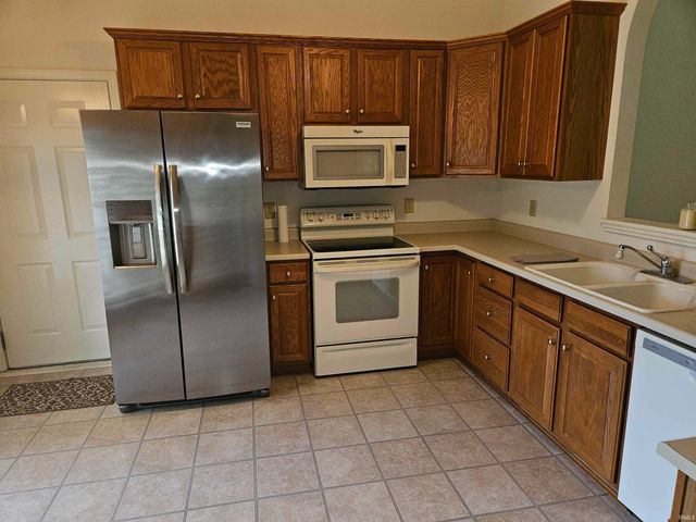 4201 Ashard Drive, South Bend, IN 46628