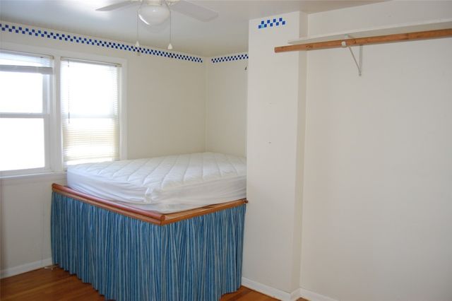 911 S HILL Road, Erie, PA 16509