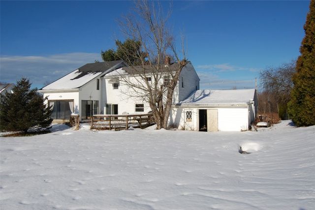 911 S HILL Road, Erie, PA 16509