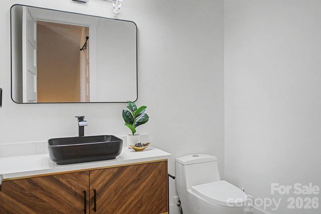 8223 Max Meadows Drive, Charlotte, NC 28227