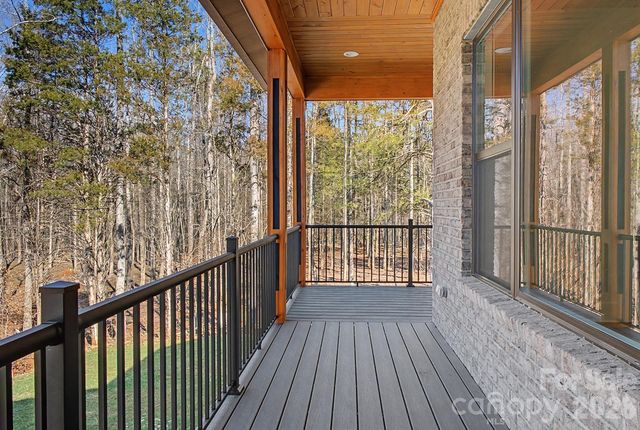 8223 Max Meadows Drive, Charlotte, NC 28227